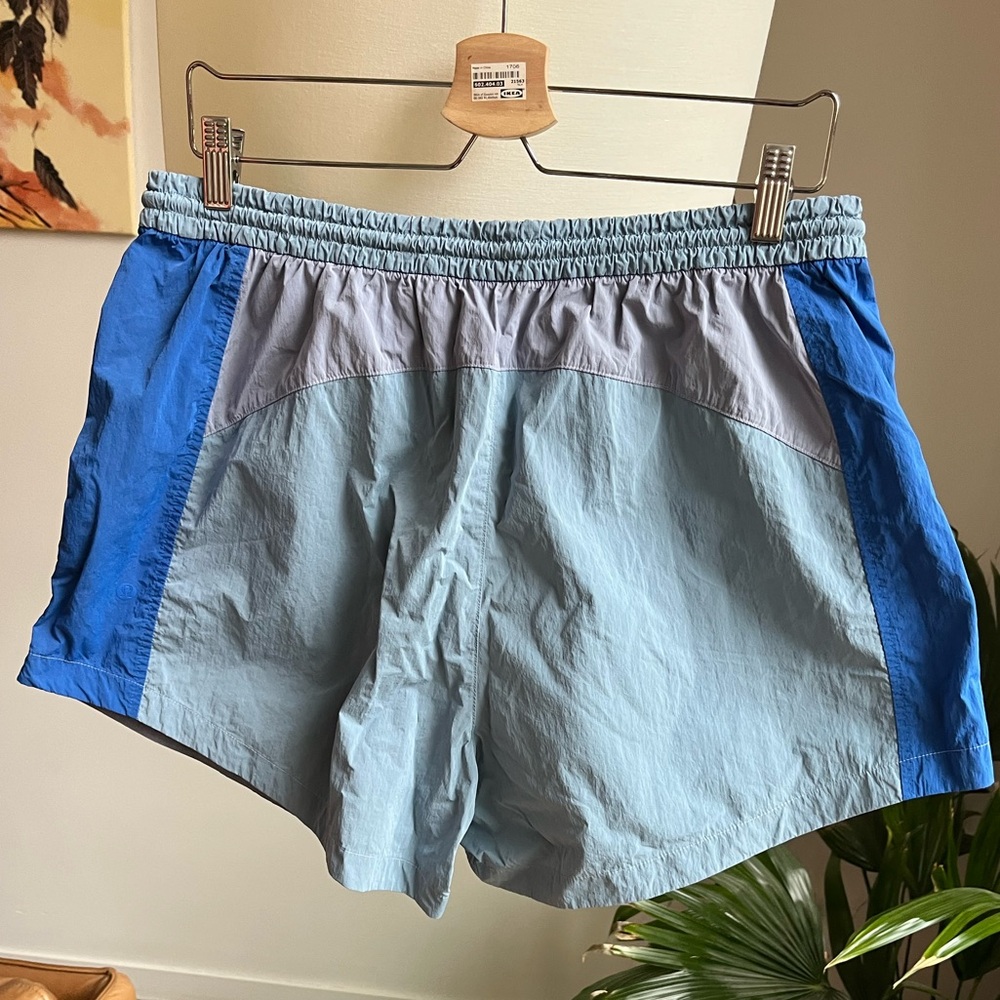 Lululemon Evergreen High-Rise Short - Picture 3 of 4
